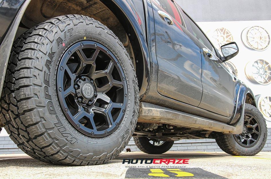 FORD RANGER OVERLAND MATTE BLACK